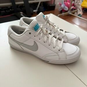 Nike Court Royale White Teal Tennis Sneakers Pebbled Leather Runners Preppy